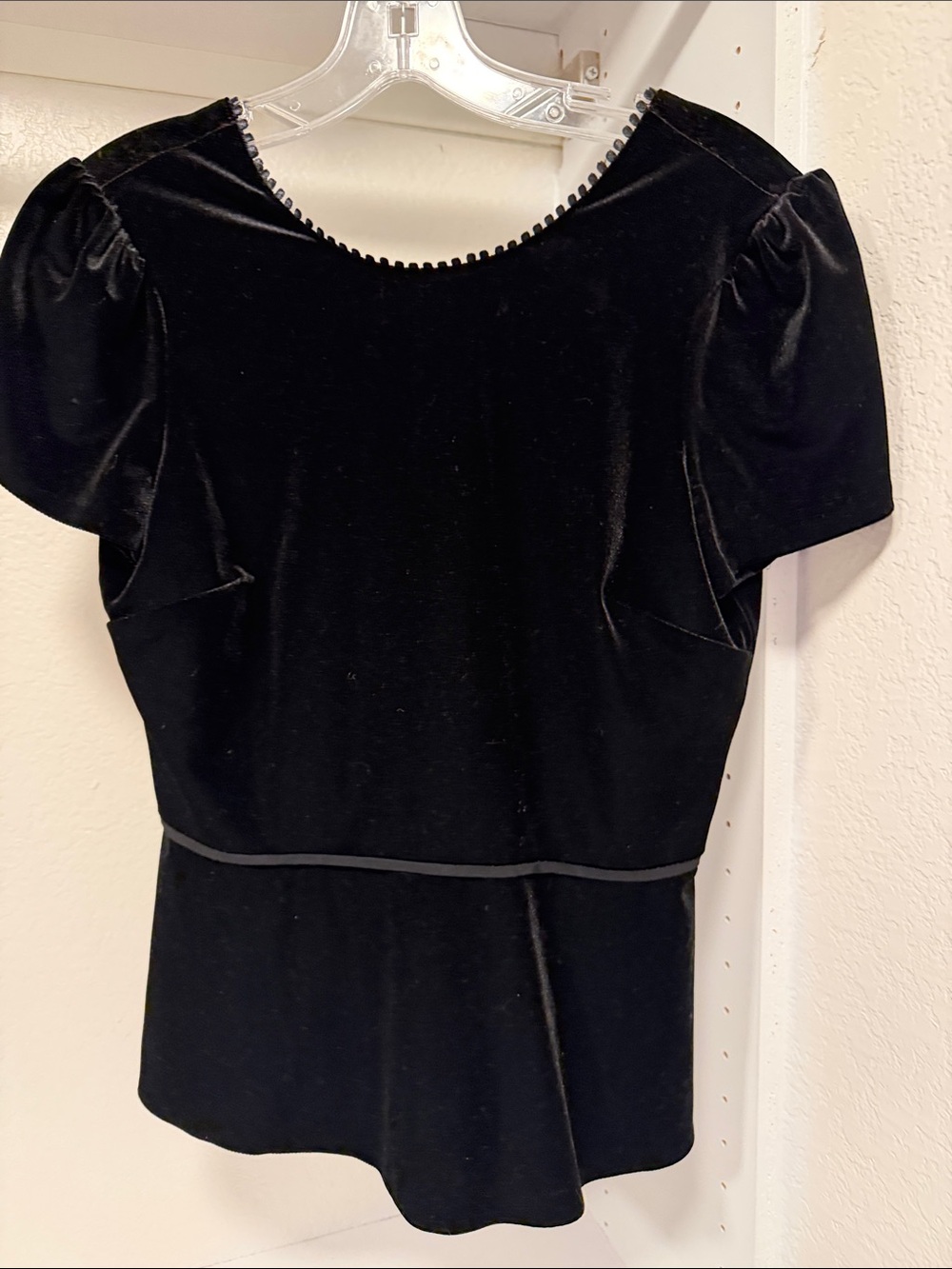 Draper James Black Velvet Puff-Sleeve Blouse